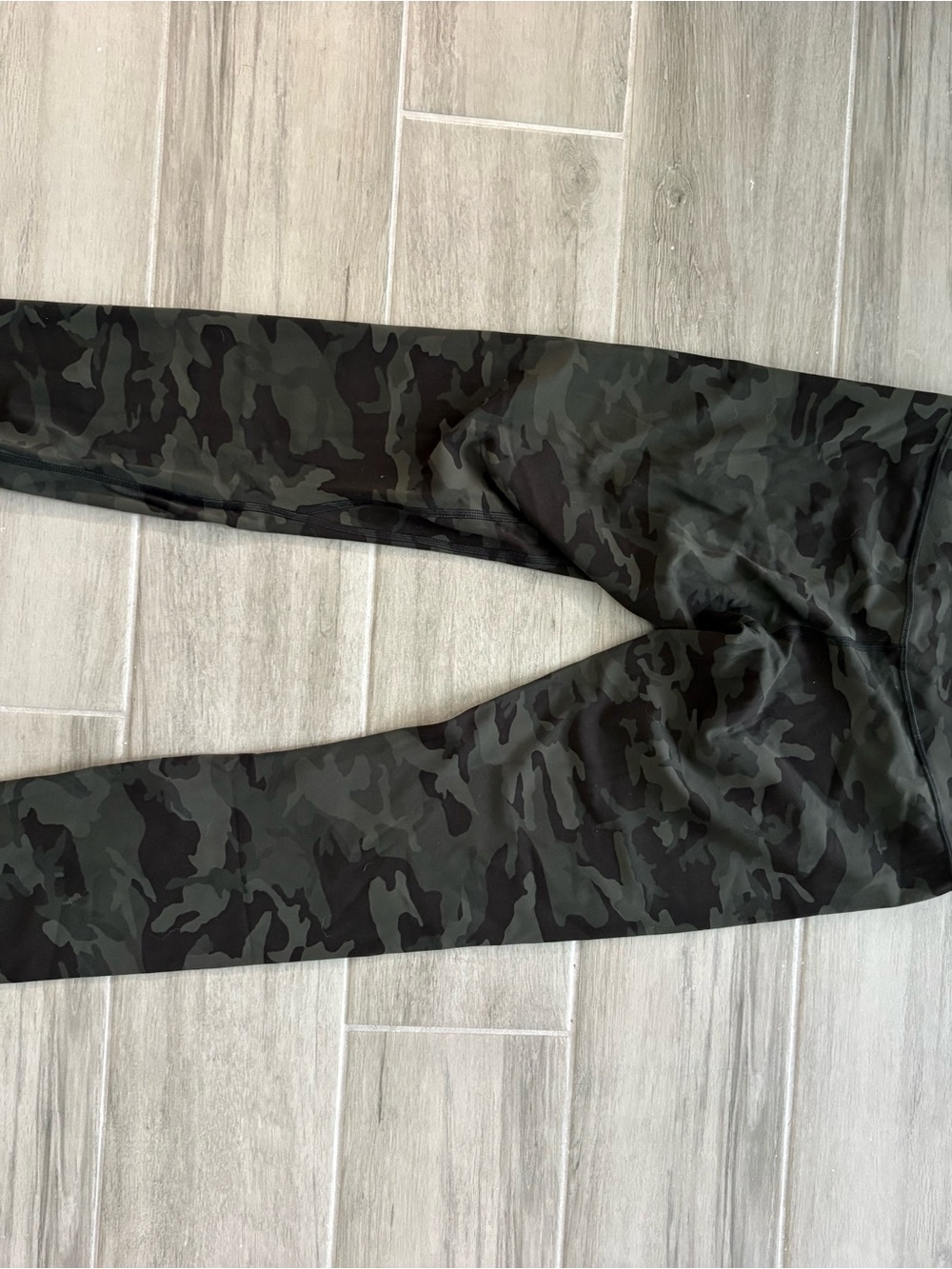 lululemon athletica Camo High Rise Leggings - Picture 2 of 3
